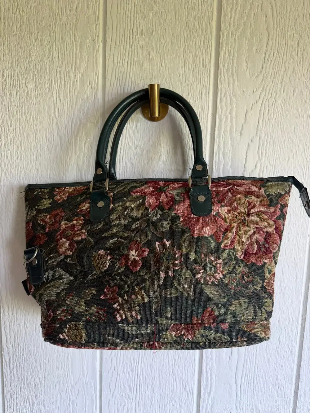 Vintage American Flyer Floral Tapestry Carpet Bag Weekender Duffel Travel Bag